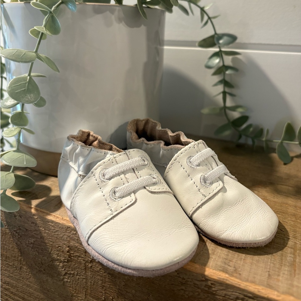 Robeez White Baby Slip-on Shoes